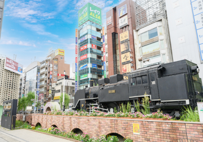 新橋の街並み